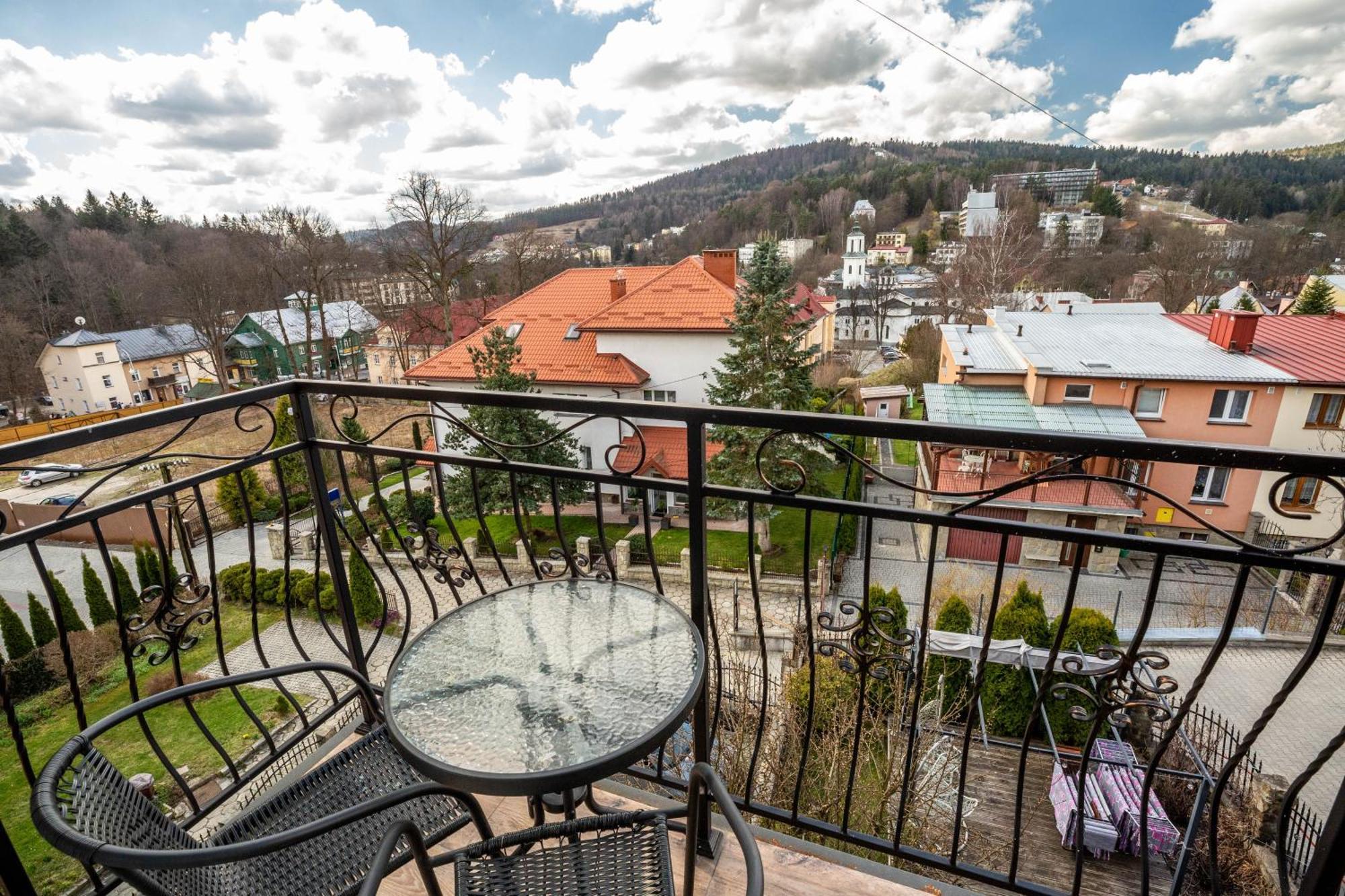 Willa Radosc Krynica-Zdrój Exterior foto